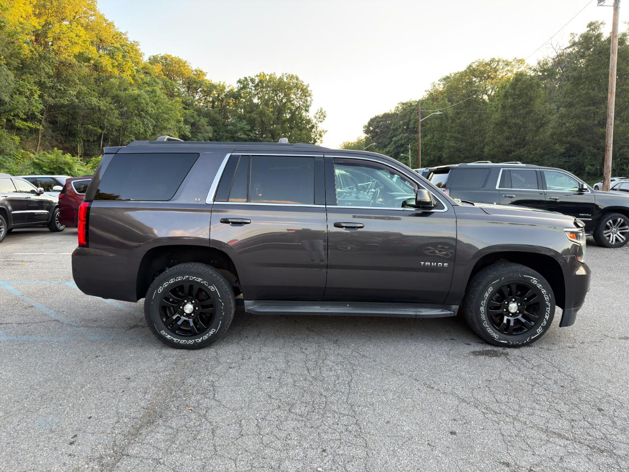 Chevrolet Tahoe 4WD 4dr LT 2017