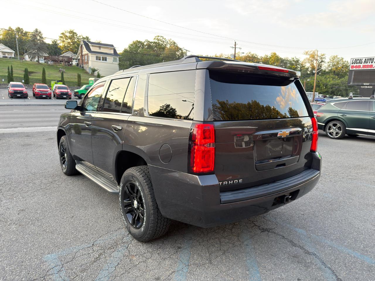 Chevrolet Tahoe 4WD 4dr LT 2017