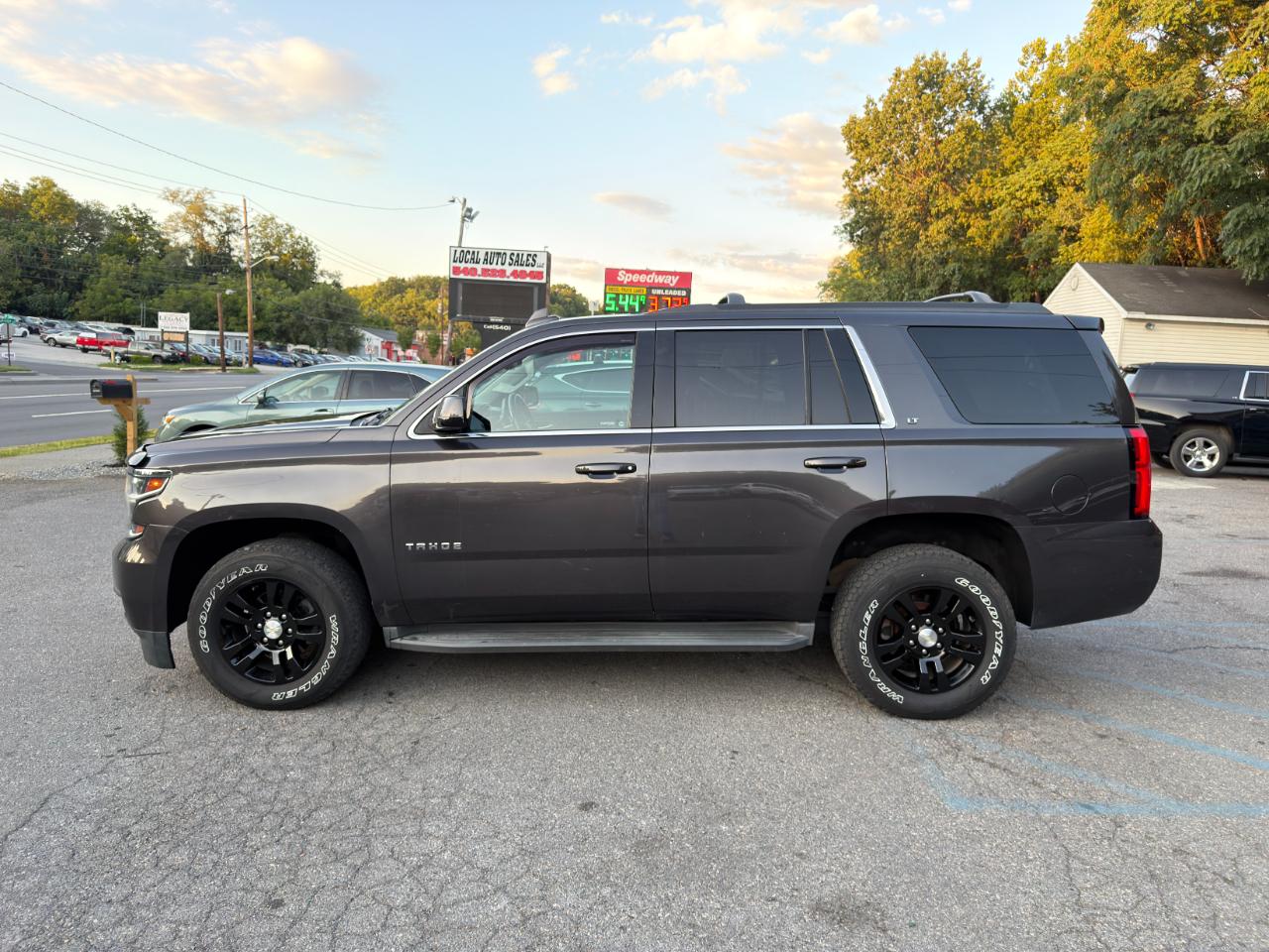 Chevrolet Tahoe 4WD 4dr LT 2017