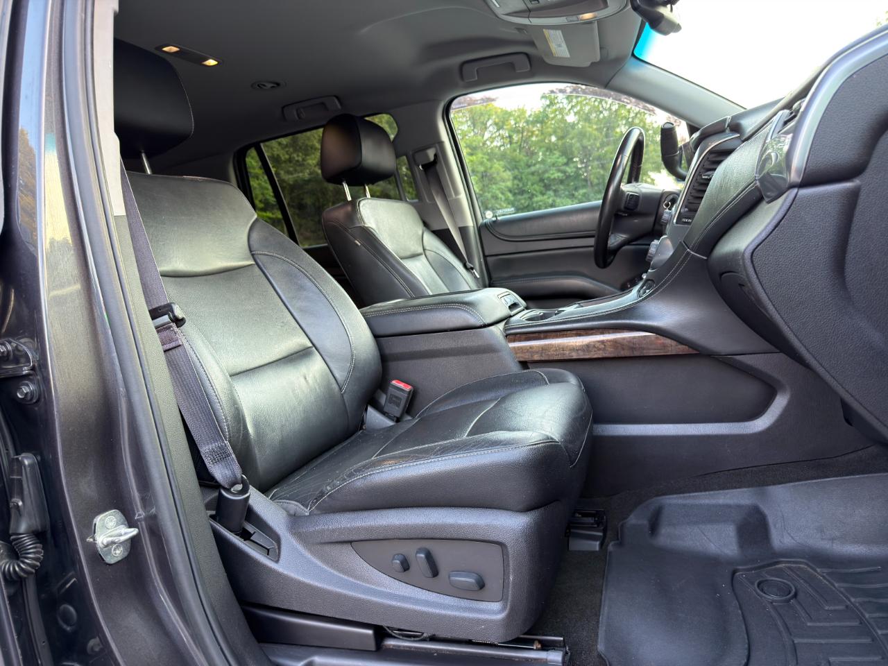 Chevrolet Tahoe 4WD 4dr LT 2017