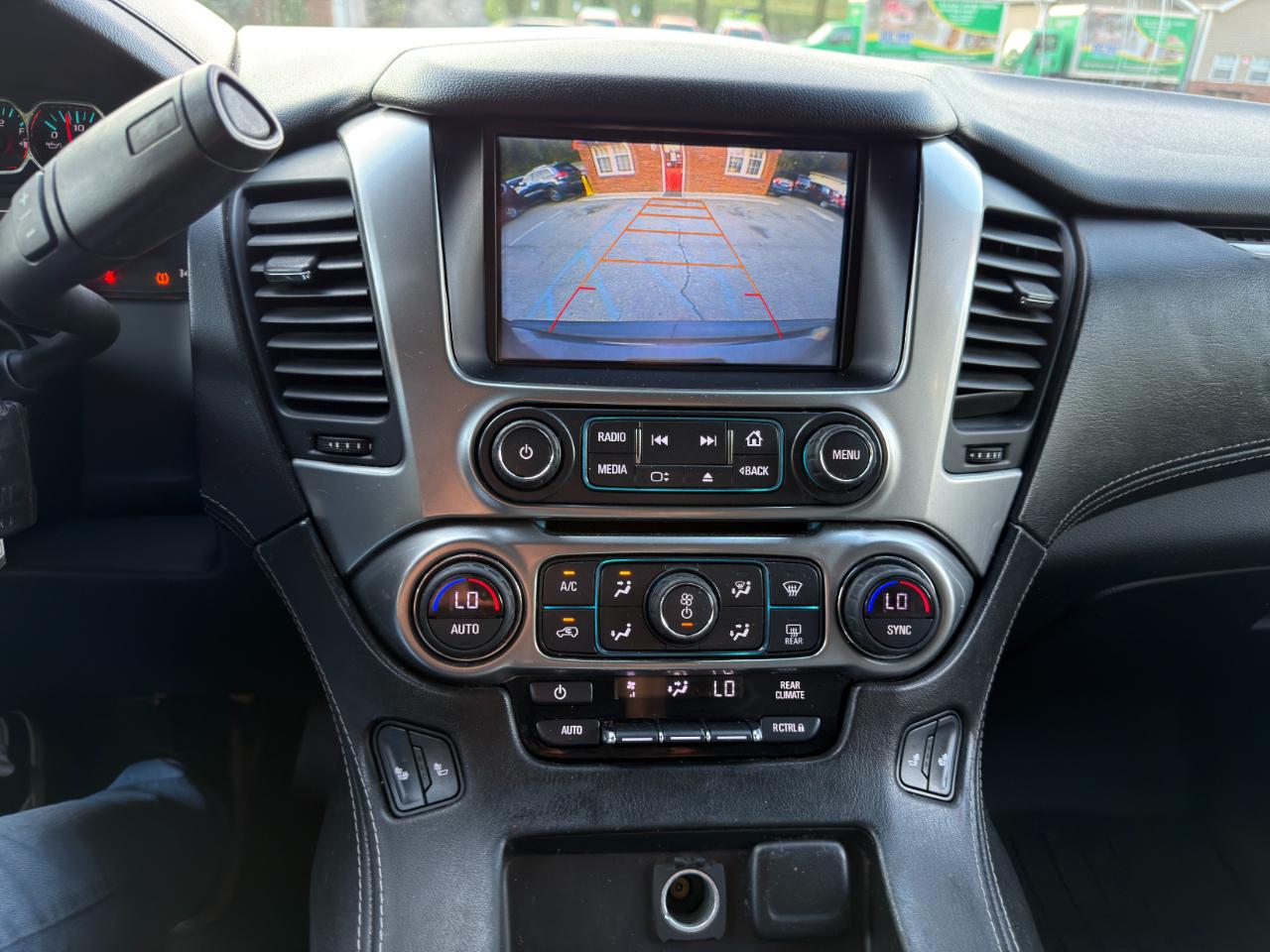 Chevrolet Tahoe 4WD 4dr LT 2017
