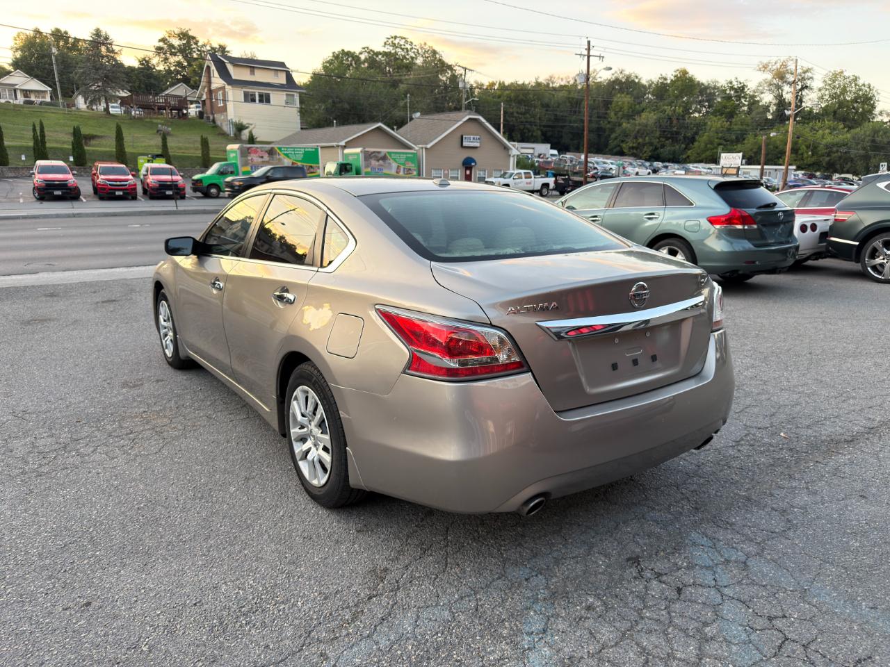 Nissan Altima 4dr Sdn I4 2.5 S 2015