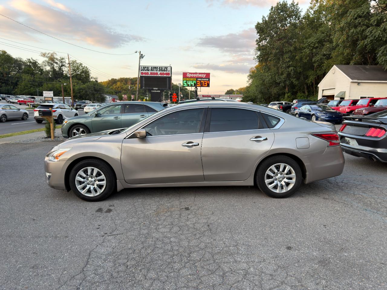 Nissan Altima 4dr Sdn I4 2.5 S 2015