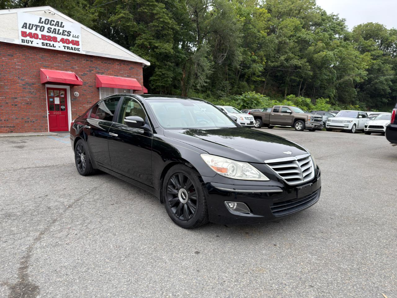 Hyundai Genesis 4dr Sdn V6 2011