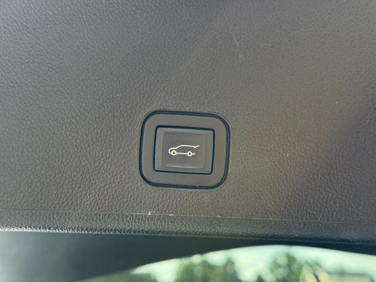 Cadillac SRX AWD 4dr Luxury Collection 2016