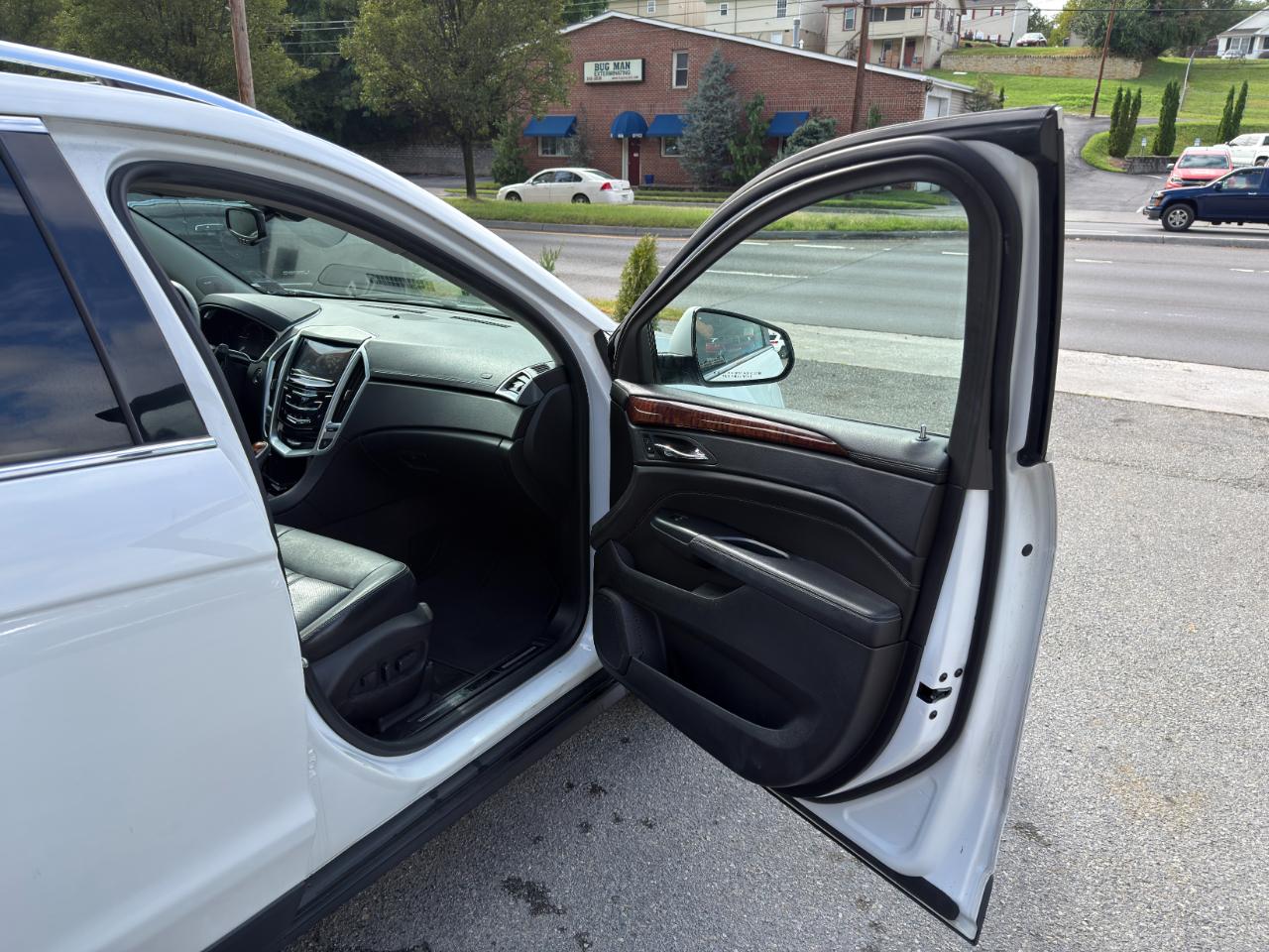 Cadillac SRX AWD 4dr Luxury Collection 2016