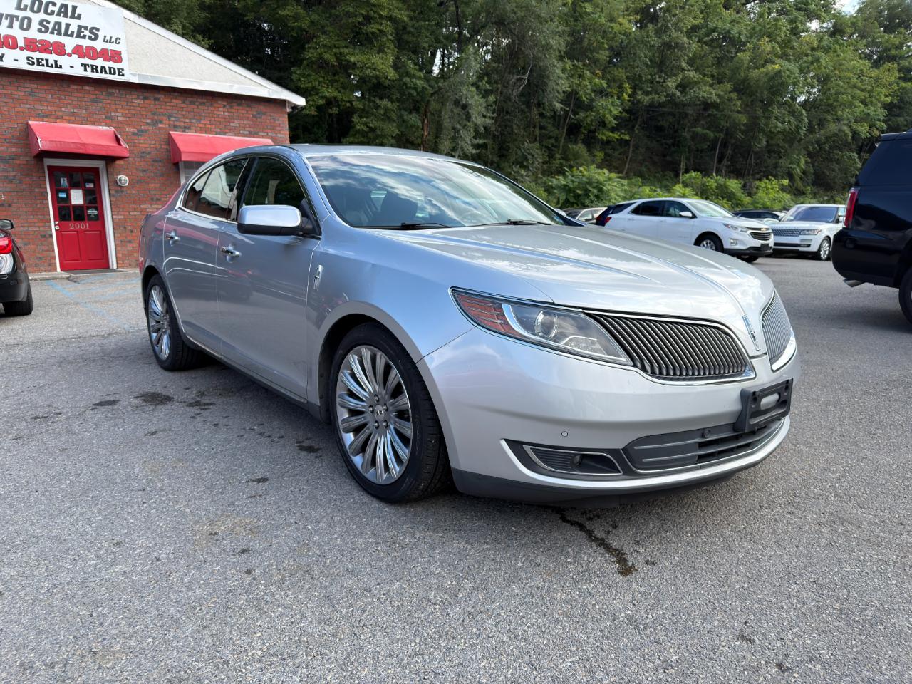 Lincoln MKS 4dr Sdn 3.7L FWD 2013