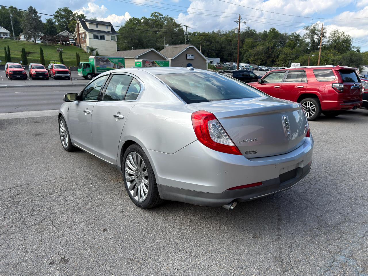 Lincoln MKS 4dr Sdn 3.7L FWD 2013