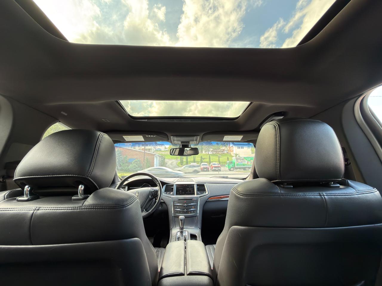 Lincoln MKS 4dr Sdn 3.7L FWD 2013