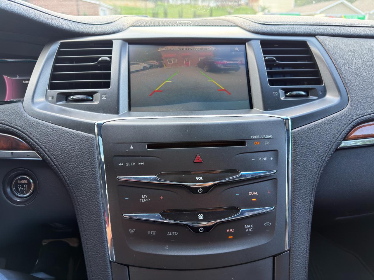 Lincoln MKS 4dr Sdn 3.7L FWD 2013