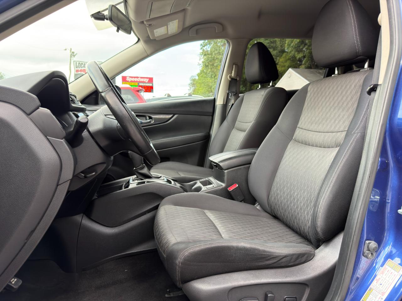 Nissan Rogue AWD SV 2018