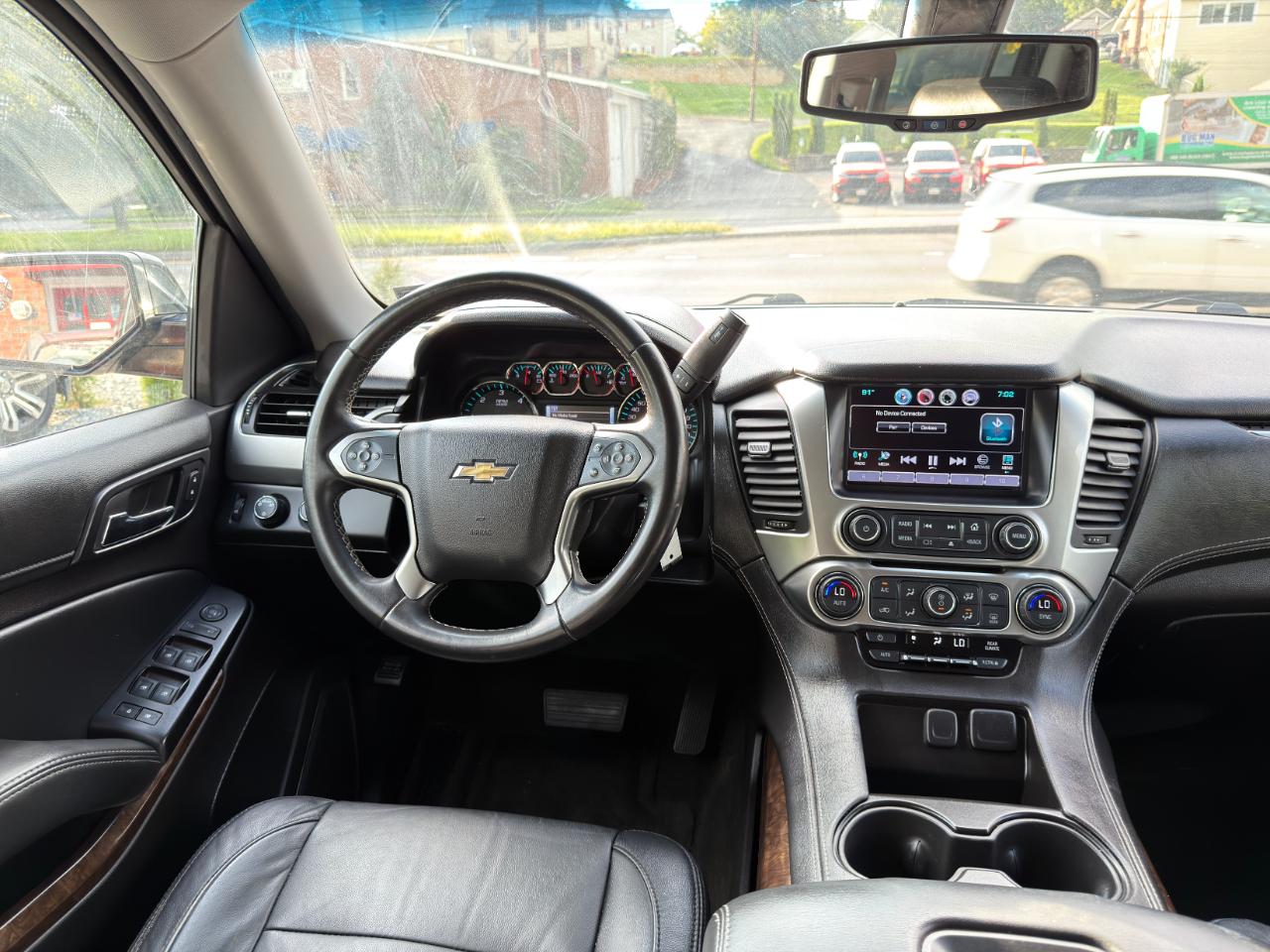 Chevrolet Suburban 4WD 4dr 1500 LS 2016