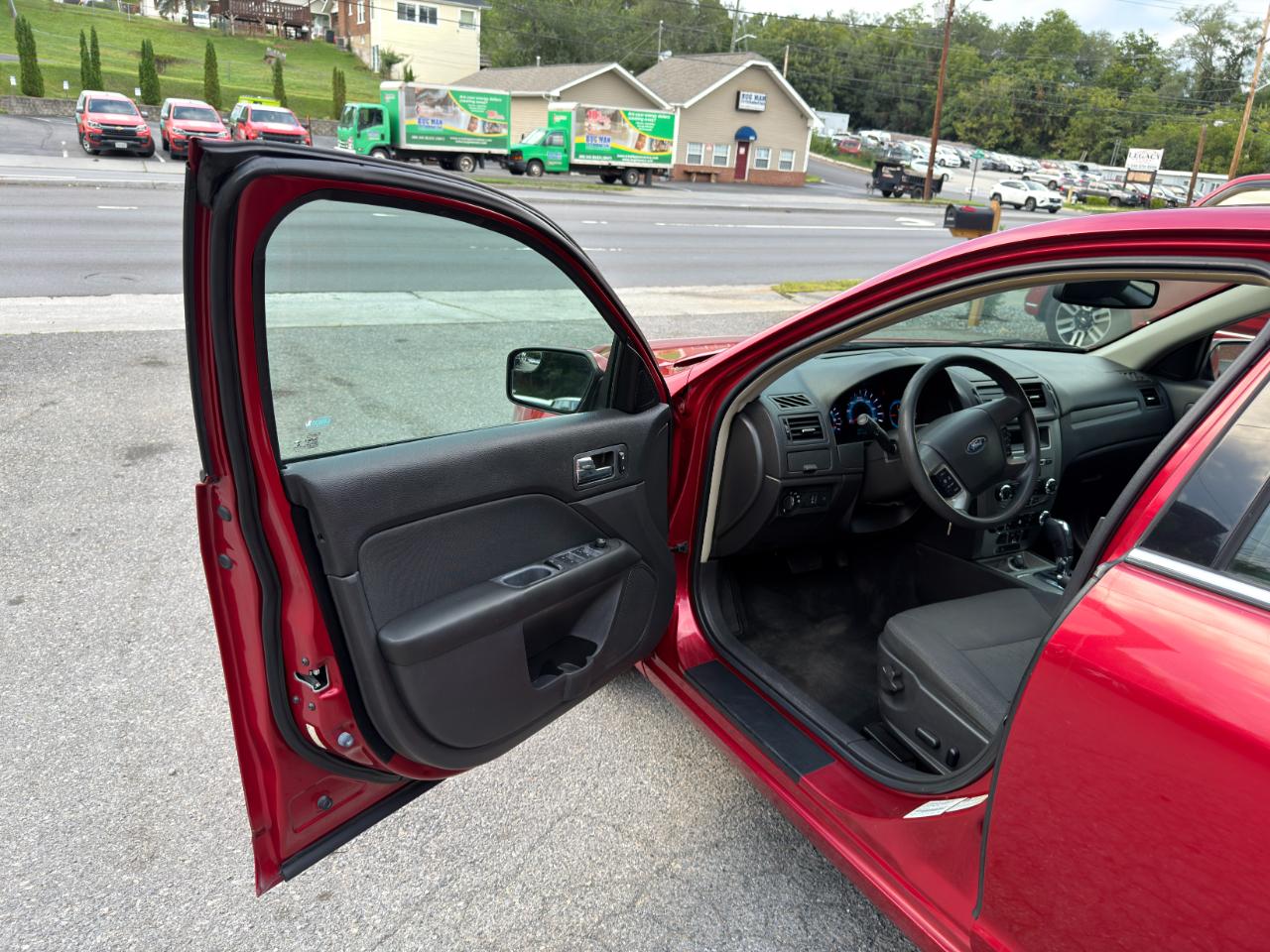 Ford Fusion 4dr Sdn SE FWD 2012