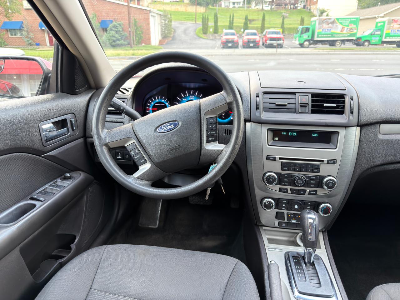 Ford Fusion 4dr Sdn SE FWD 2012