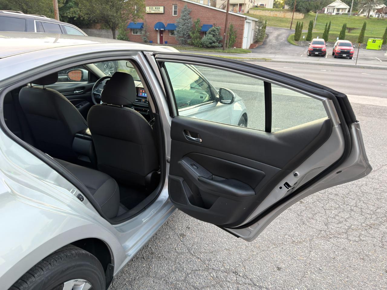 Nissan Altima 2.5 S Sedan 2021