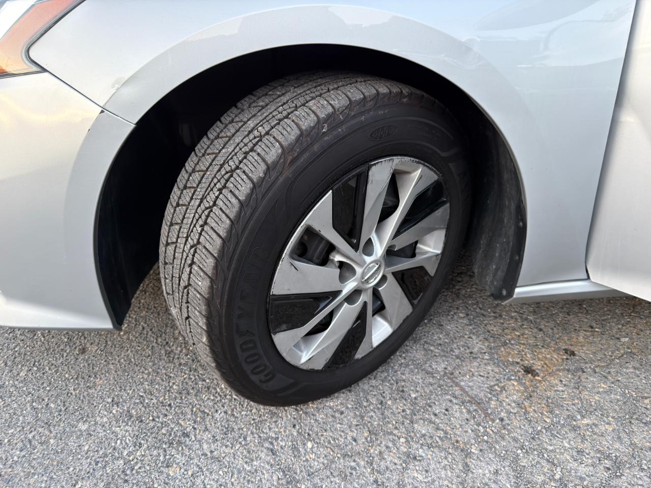 Nissan Altima 2.5 S Sedan 2021