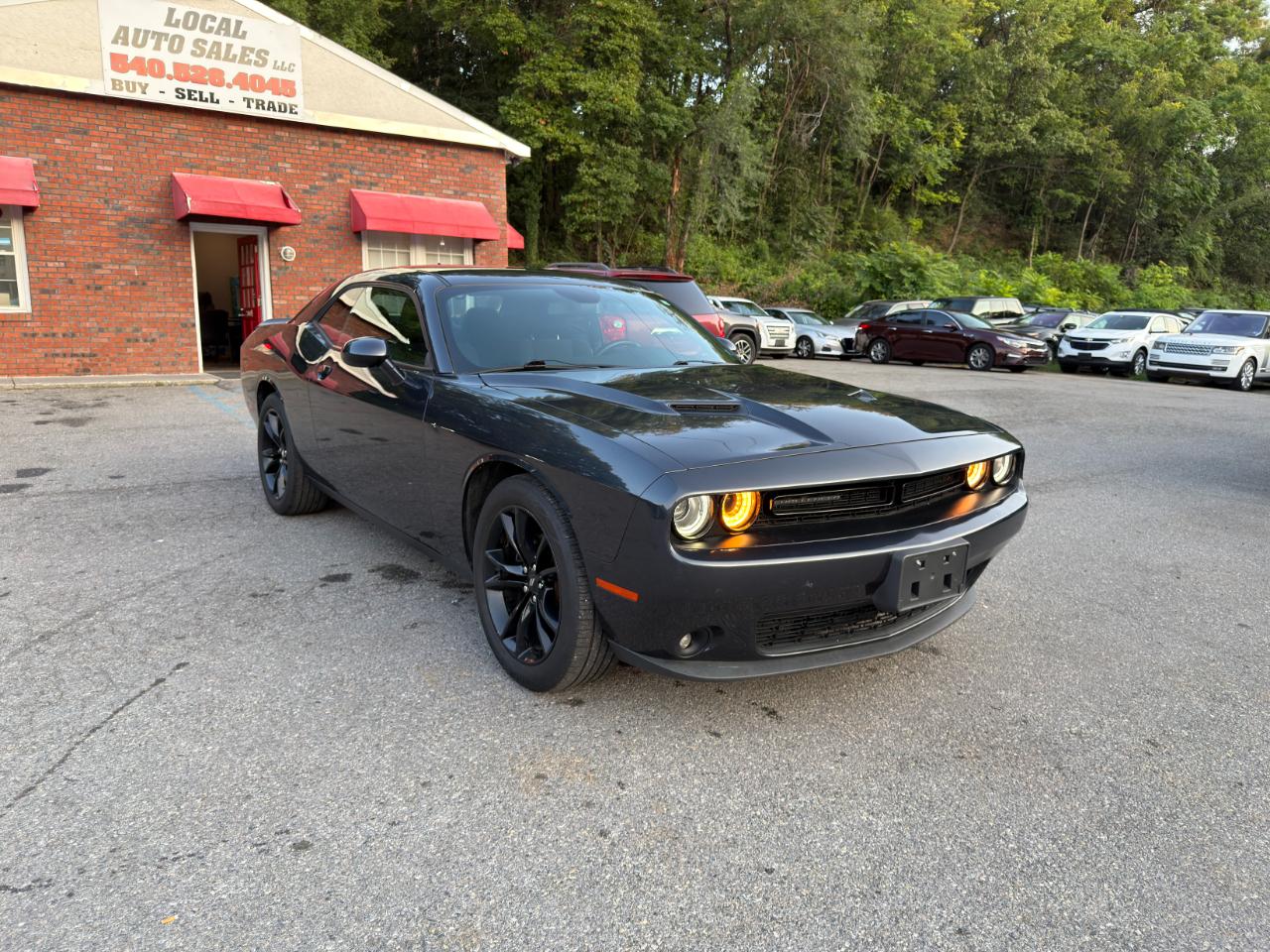 Dodge Challenger SXT RWD 2018