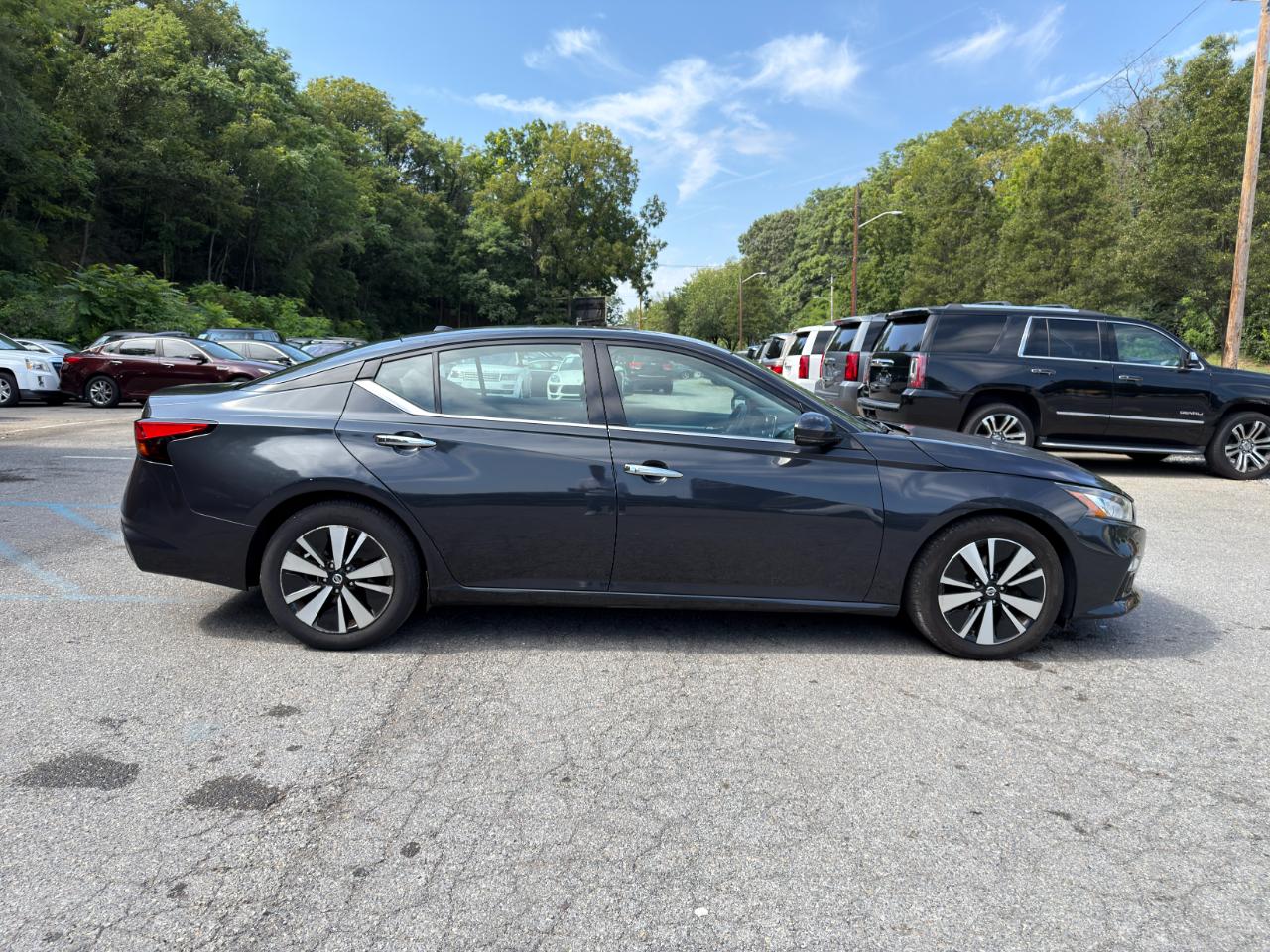 Nissan Altima 2.5 SL Sedan 2020