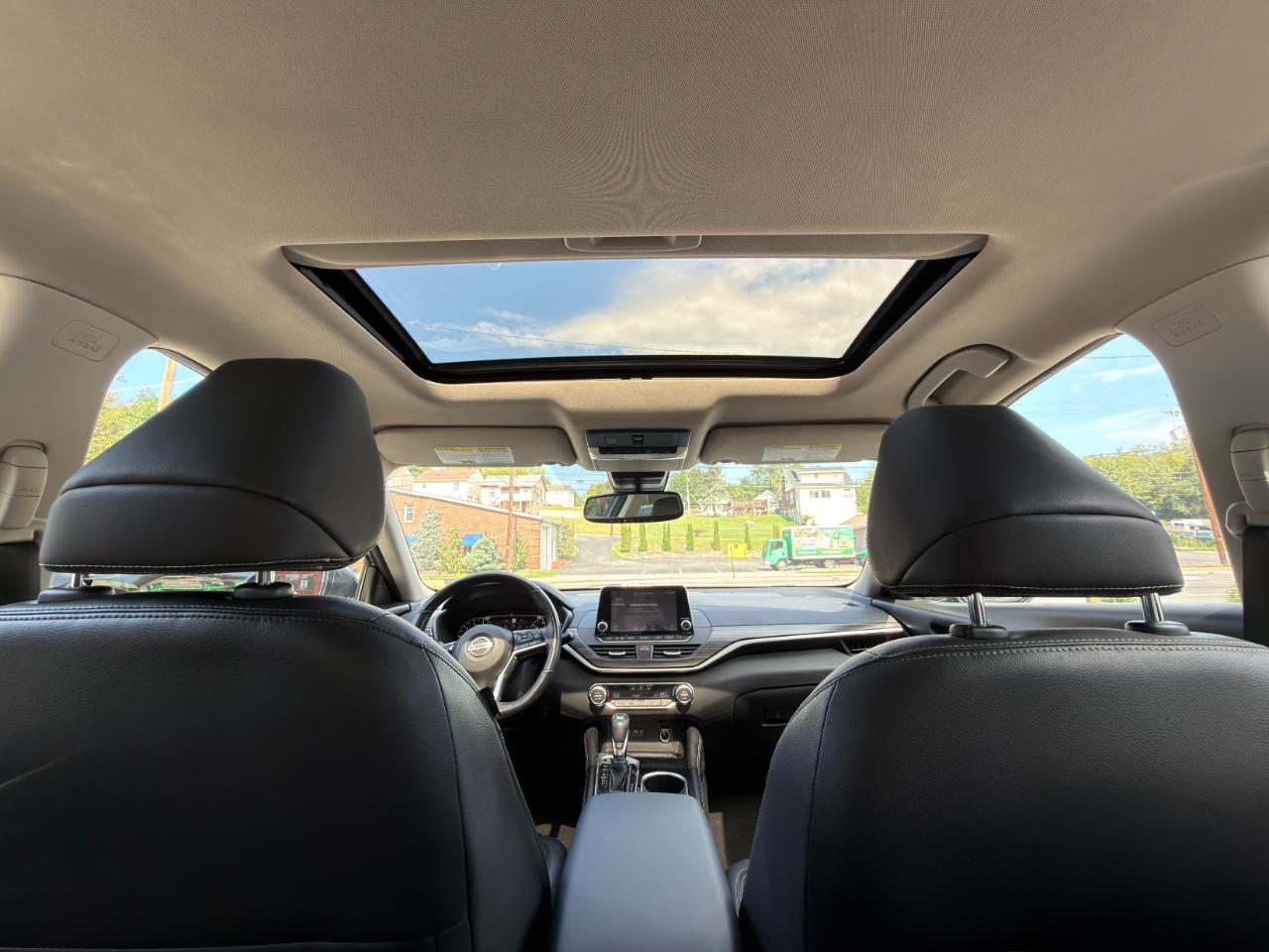 Nissan Altima 2.5 SL Sedan 2020
