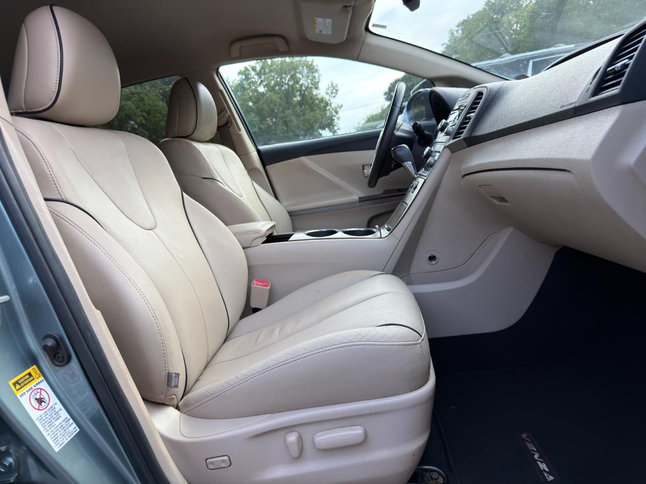 Toyota Venza 4dr Wgn V6 FWD (Natl) 2009