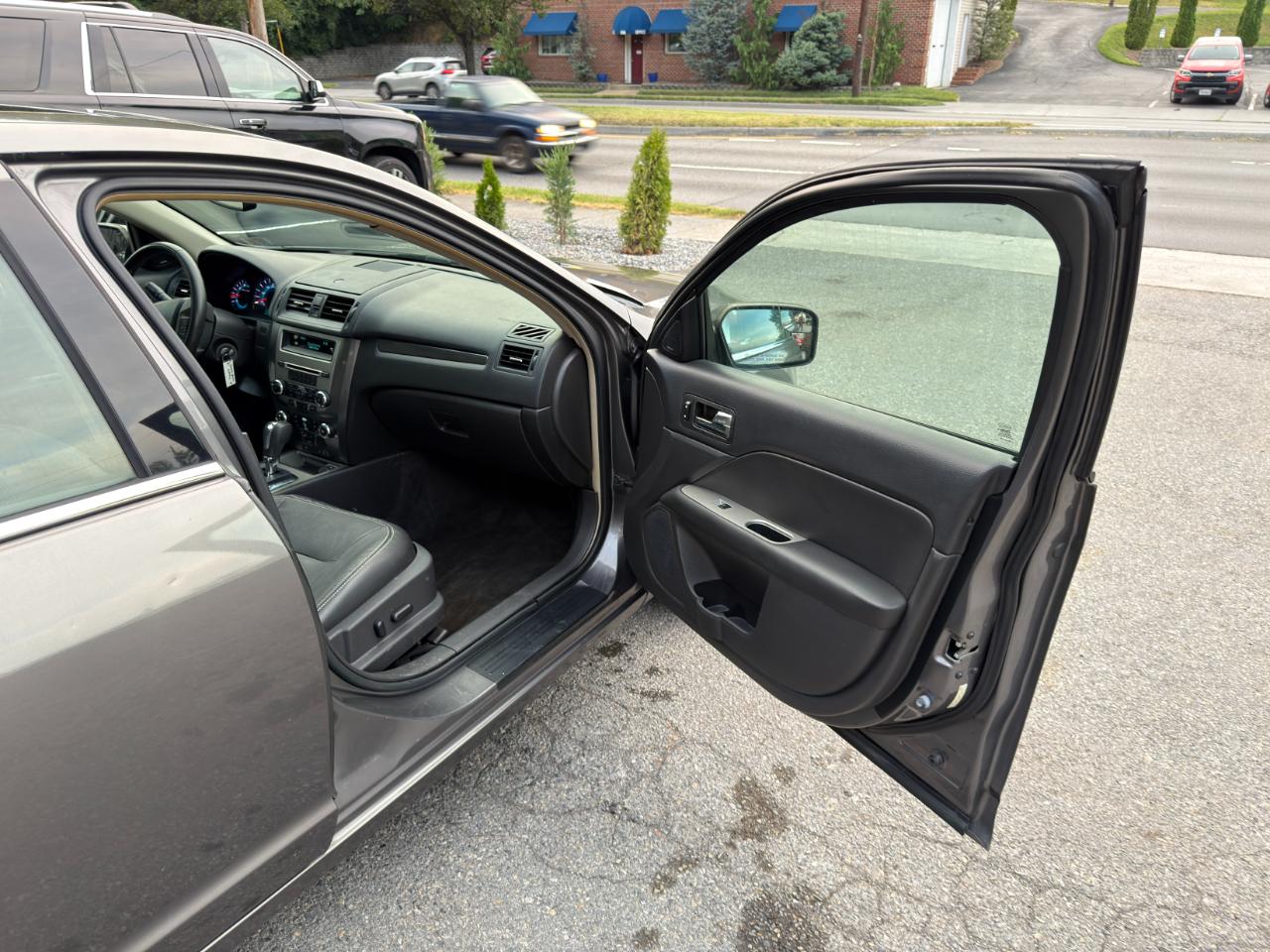 Ford Fusion 4dr Sdn SEL FWD 2012