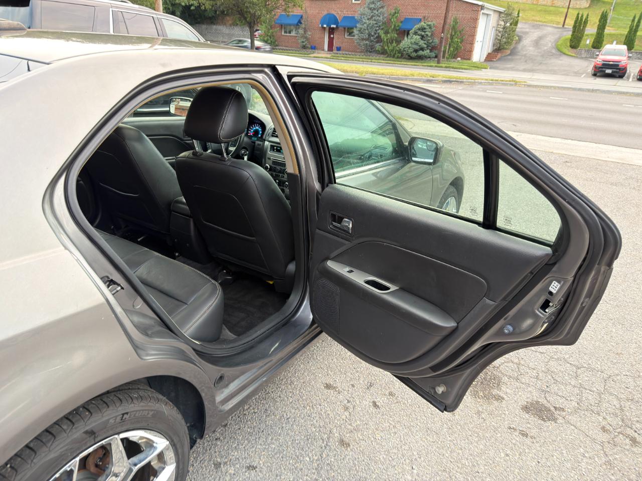 Ford Fusion 4dr Sdn SEL FWD 2012