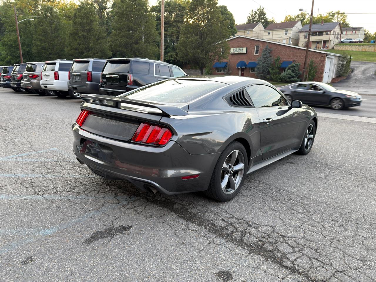 Ford Mustang 2dr Fastback V6 2016