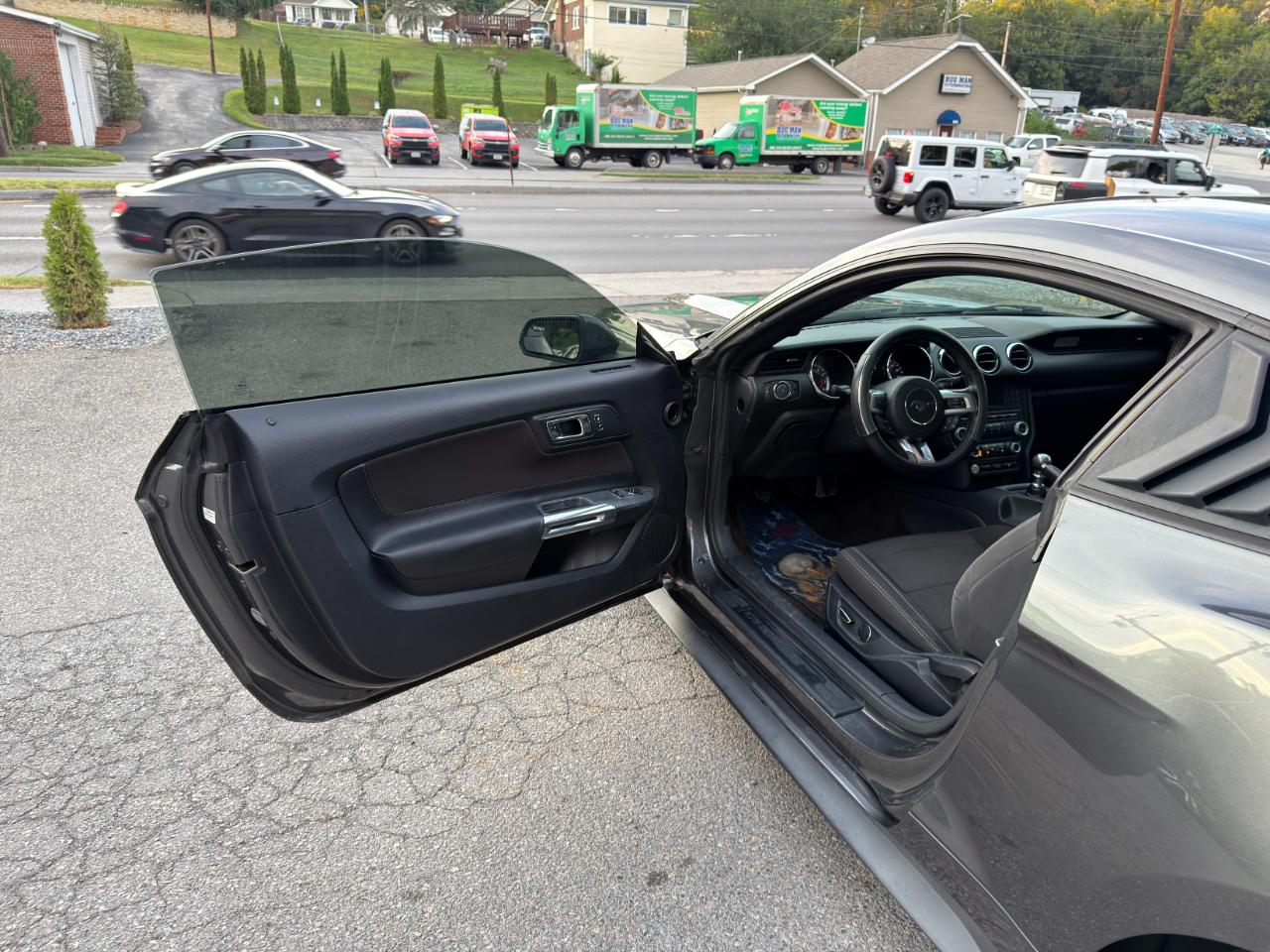Ford Mustang 2dr Fastback V6 2016