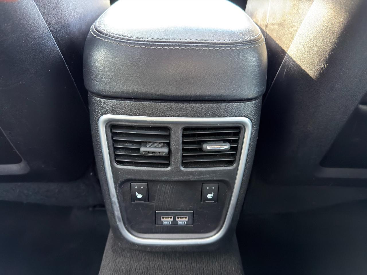 Dodge Charger SXT RWD 2021
