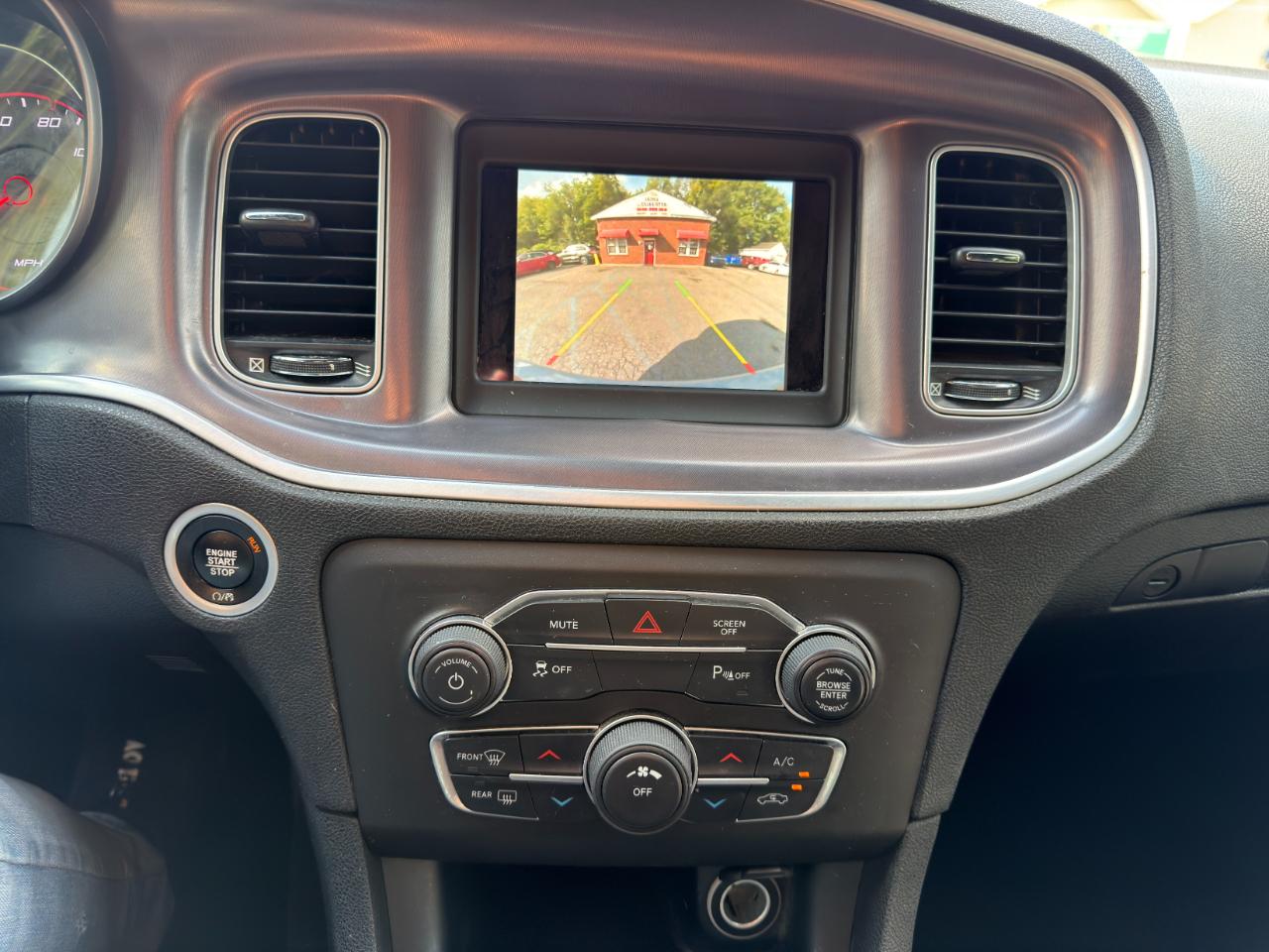 Dodge Charger SXT RWD 2021