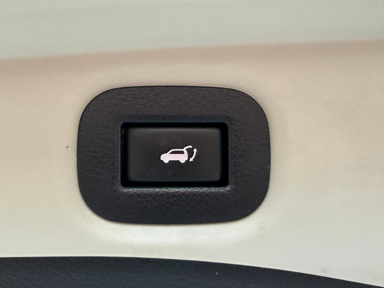 Nissan Rogue AWD 4dr SV 2016