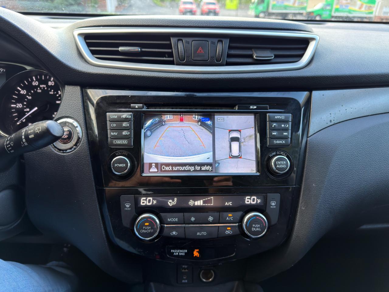 Nissan Rogue AWD 4dr SV 2016
