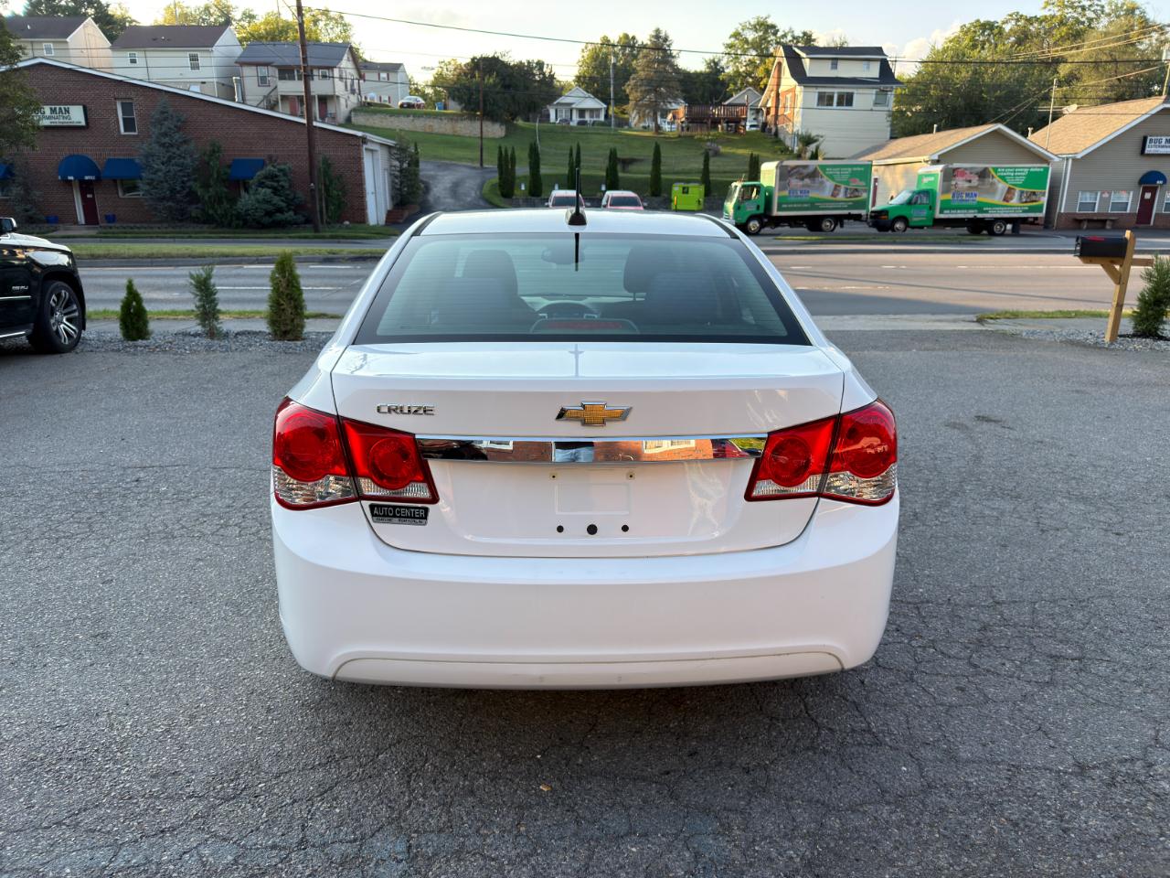 Chevrolet Cruze Limited 4dr Sdn Auto LS 2016