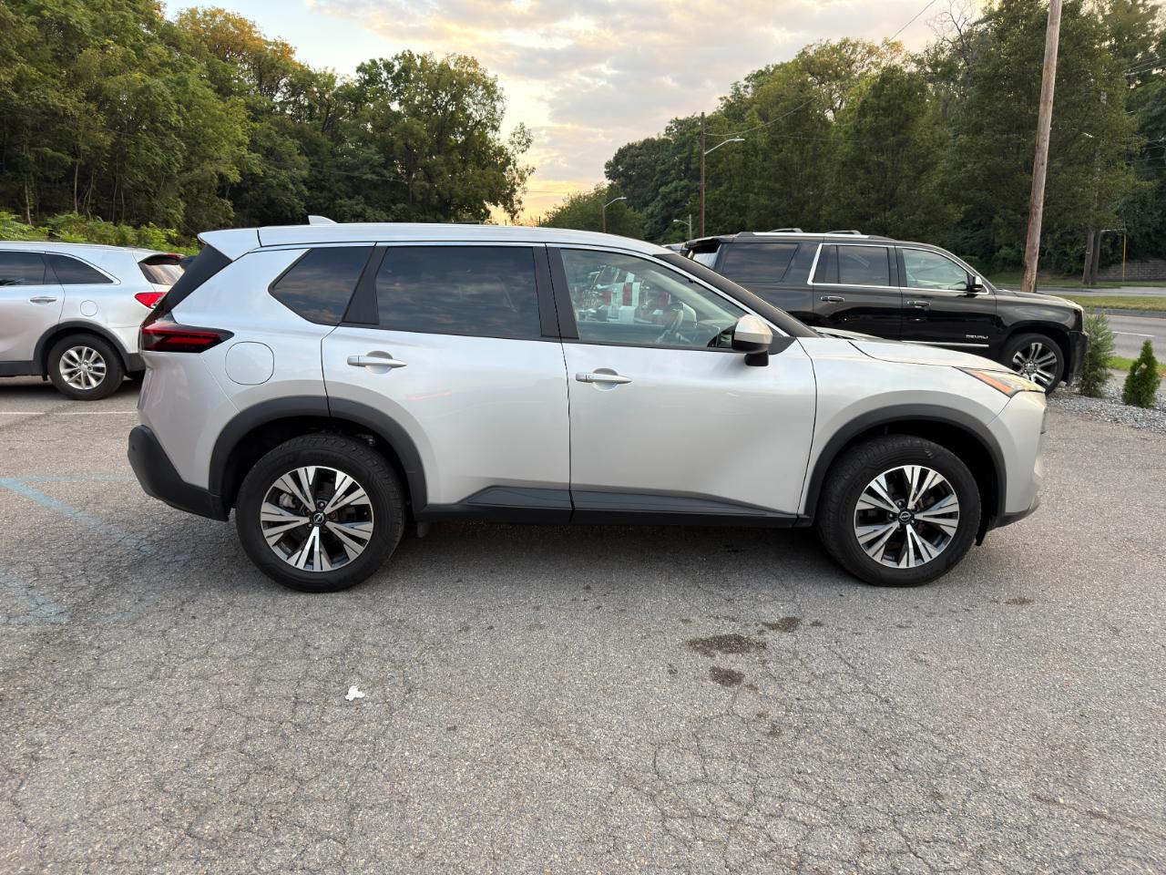 Nissan Rogue AWD SV 2023
