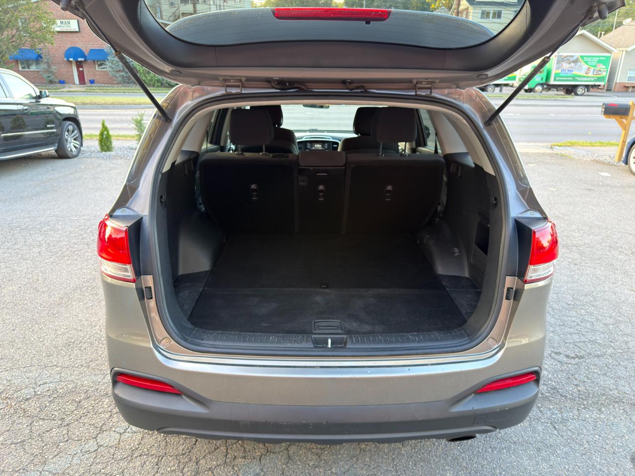 Kia Sorento AWD 4dr 2.4L LX 2016