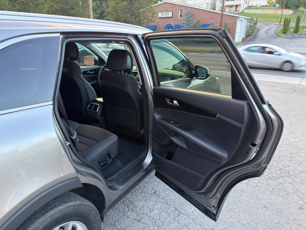 Kia Sorento AWD 4dr 2.4L LX 2016