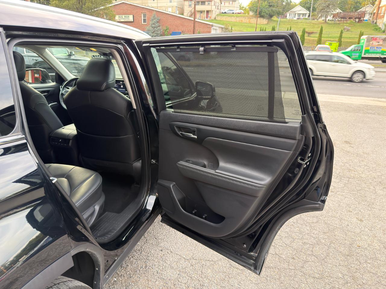 Toyota Highlander XLE AWD (Natl) 2021