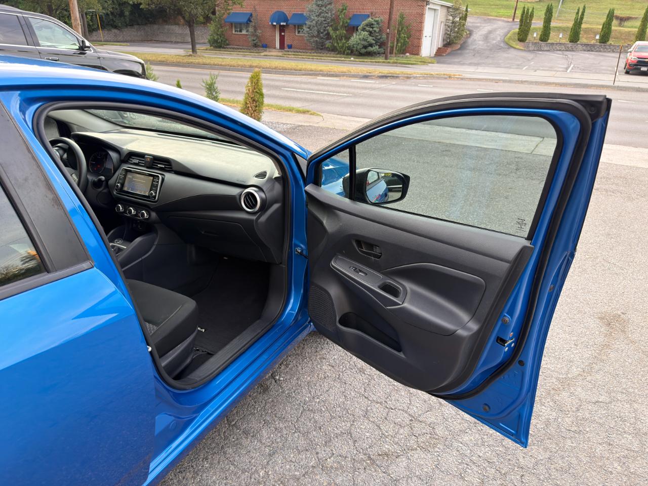 Nissan Versa S Manual 2020