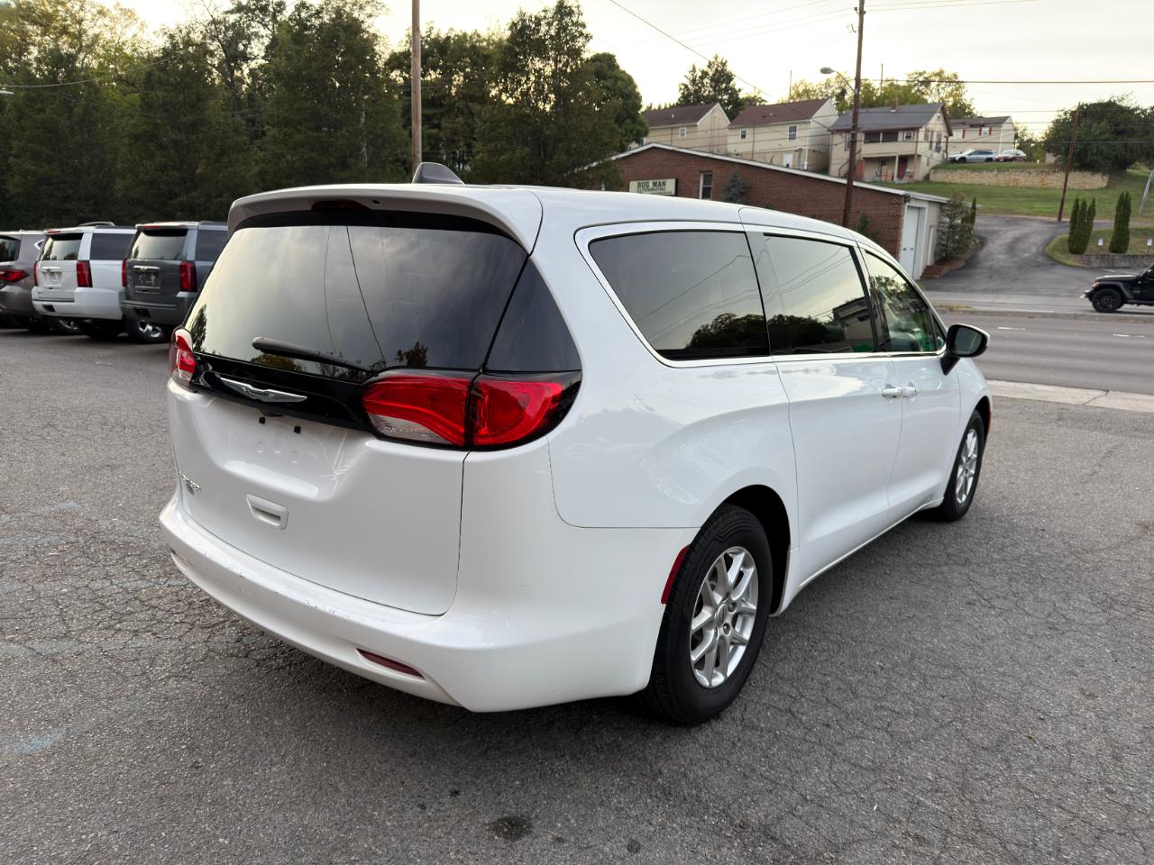Chrysler Voyager LX FWD 2022
