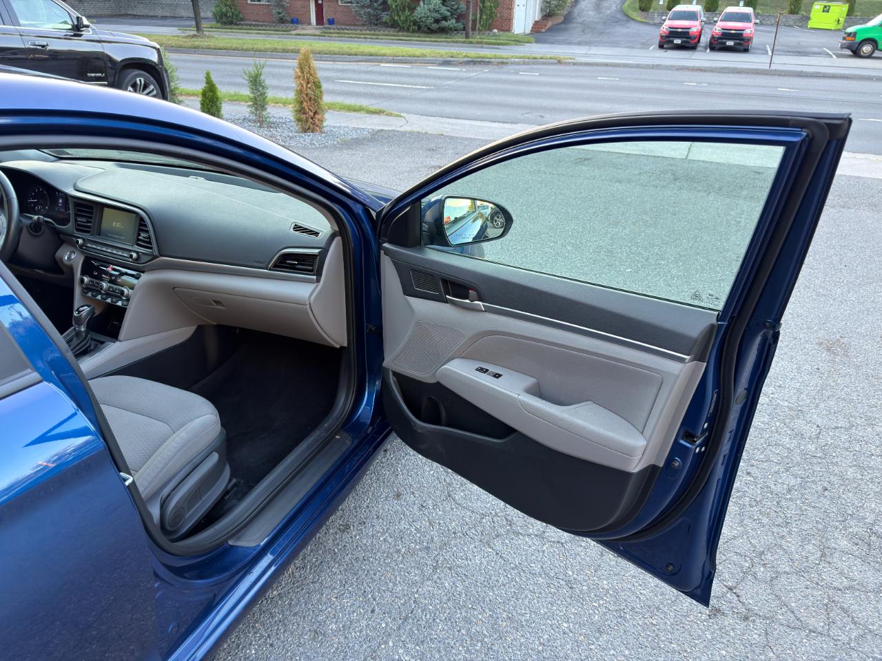 Hyundai Elantra Value Edition Auto 2019