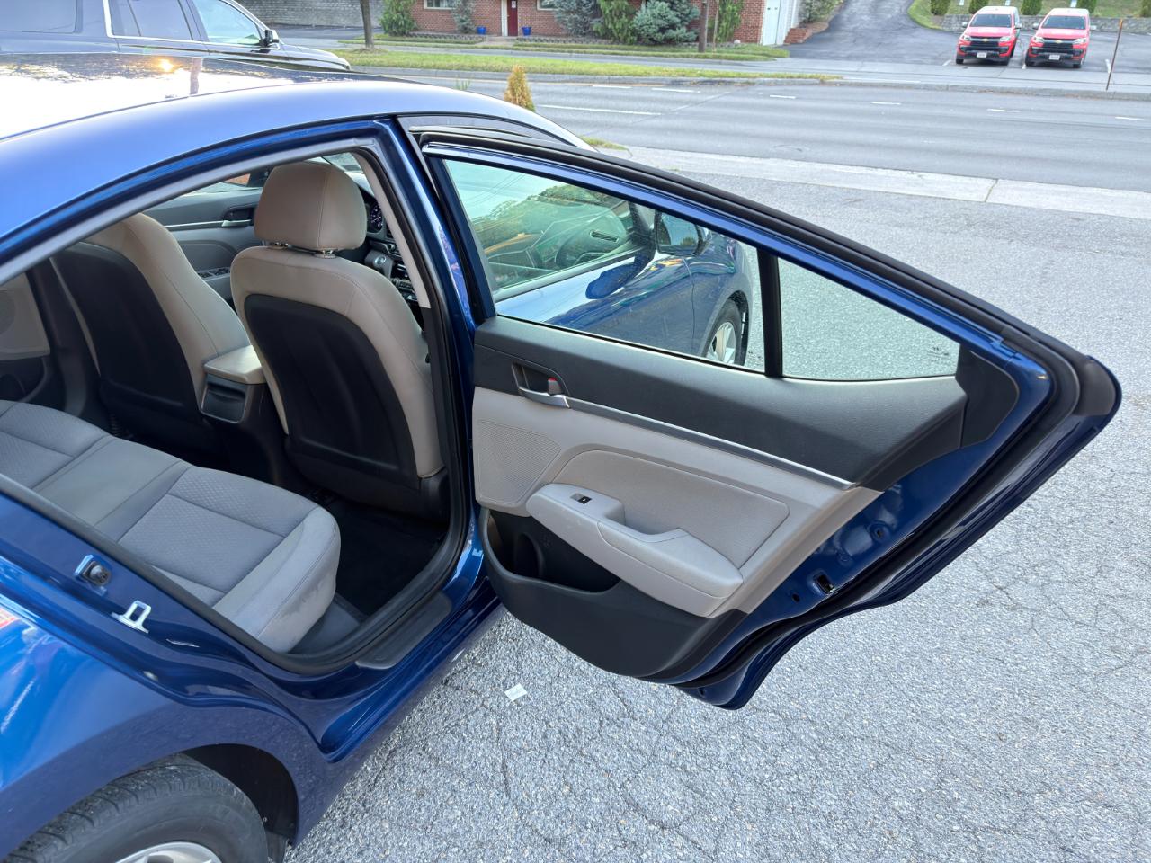 Hyundai Elantra Value Edition Auto 2019