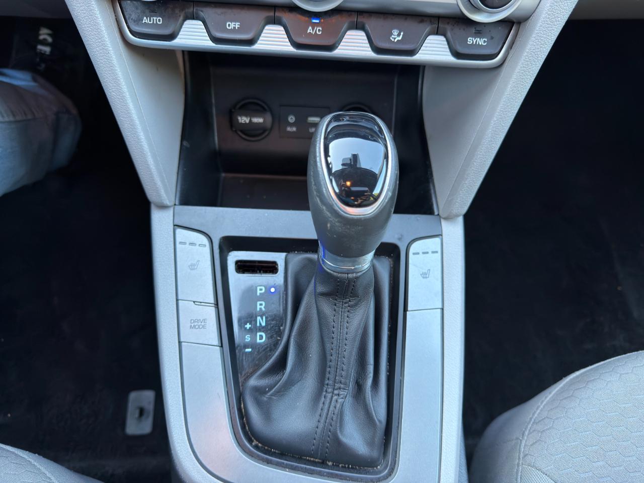 Hyundai Elantra Value Edition Auto 2019