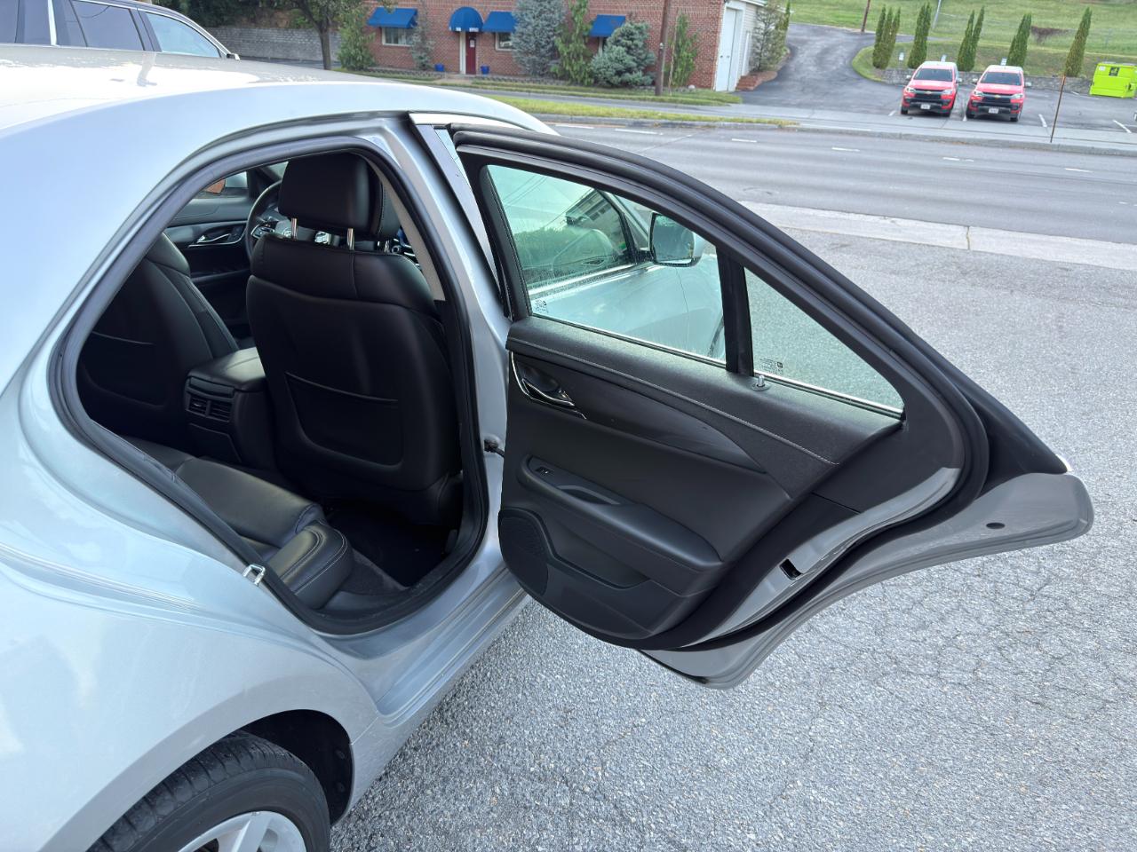 Cadillac ATS 4dr Sdn 2.5L Standard RWD 2014