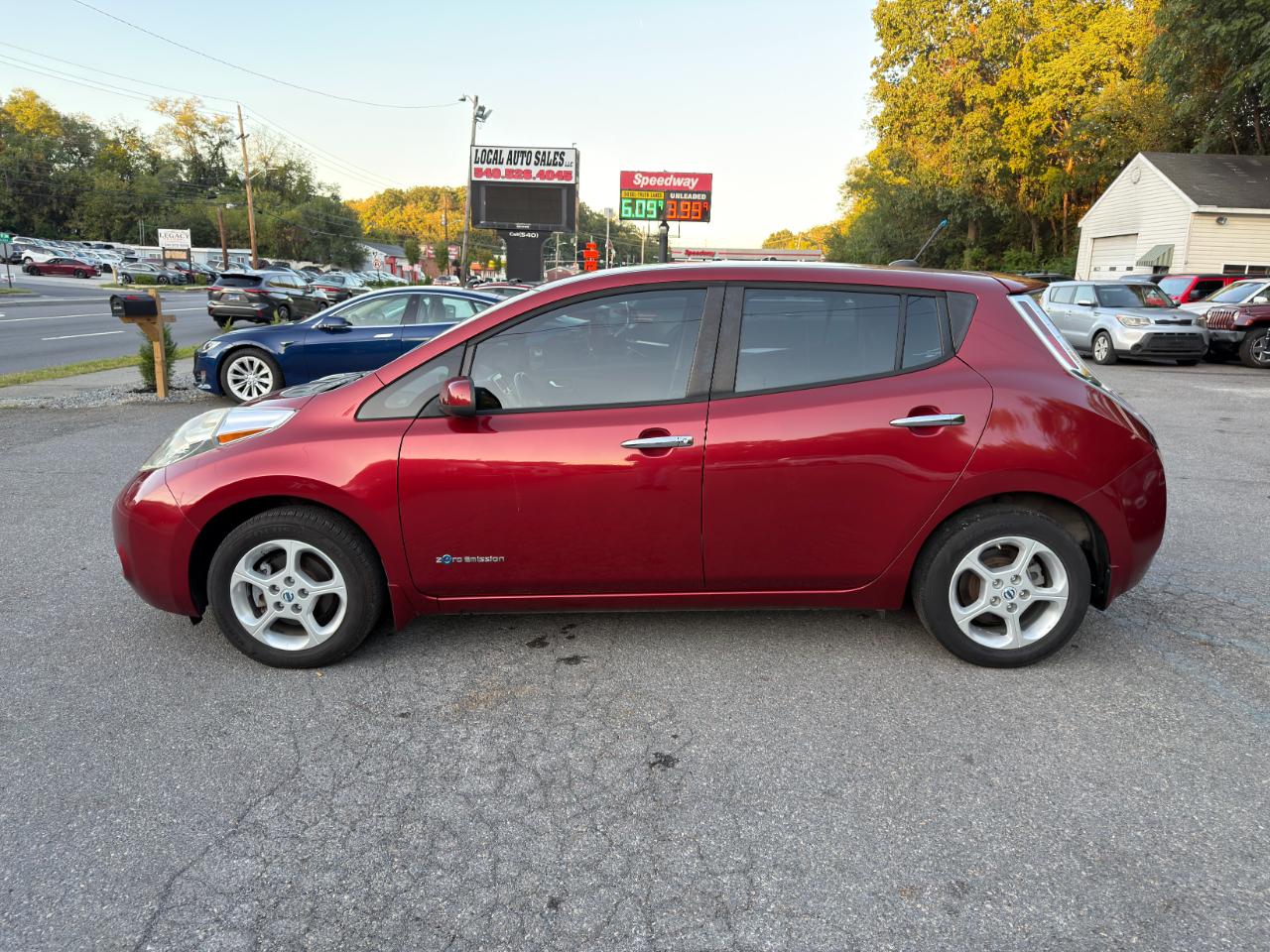 Nissan Leaf 4dr HB SV 2013
