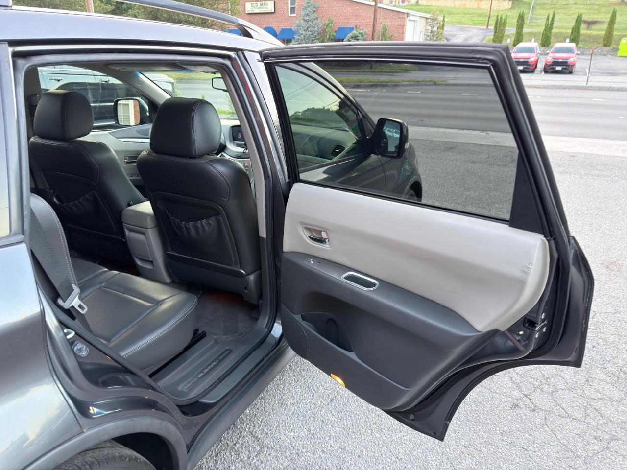 Subaru Tribeca (Natl) 4dr 5-Pass Ltd 2008