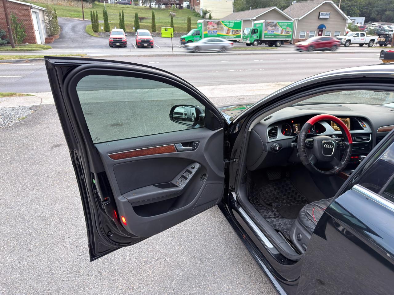 Audi A4 4dr Sdn Auto quattro 2.0T Premium Plus 2011