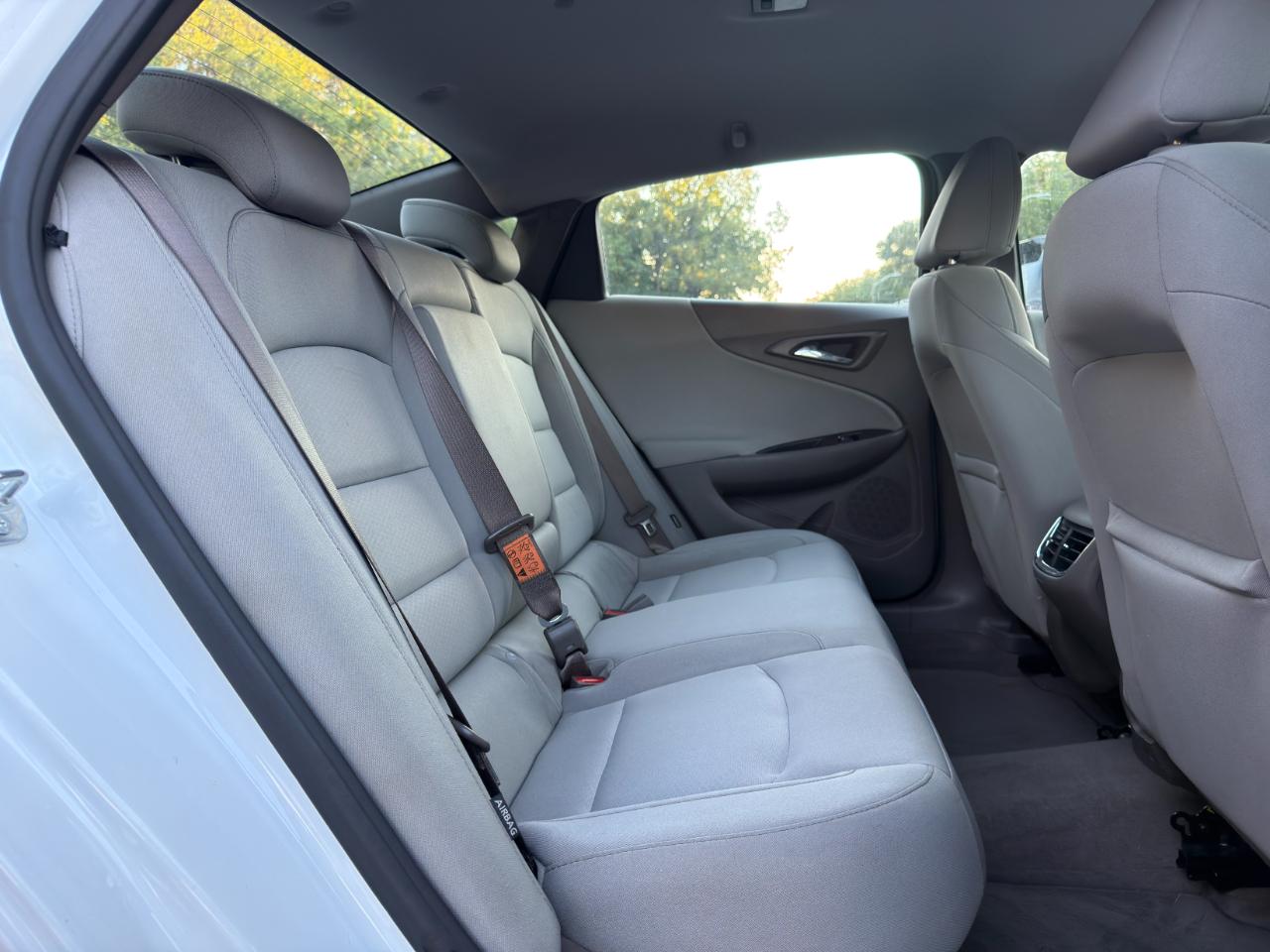 Chevrolet Malibu 4dr Sdn LT 2021