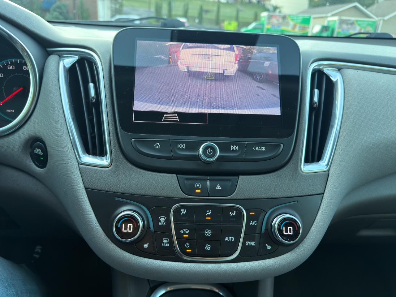 Chevrolet Malibu 4dr Sdn LT 2021