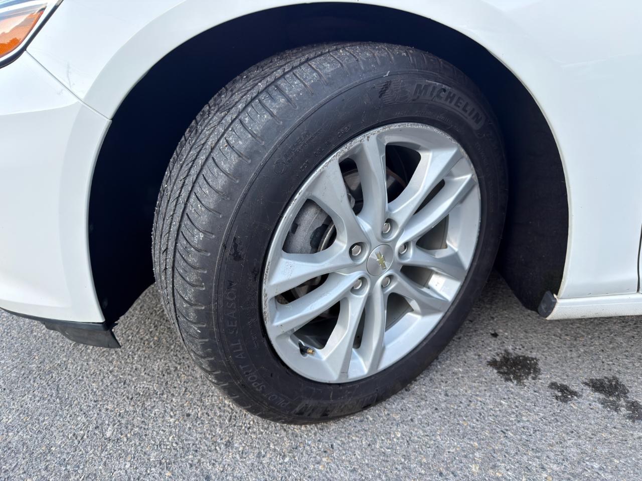 Chevrolet Malibu 4dr Sdn LT 2021