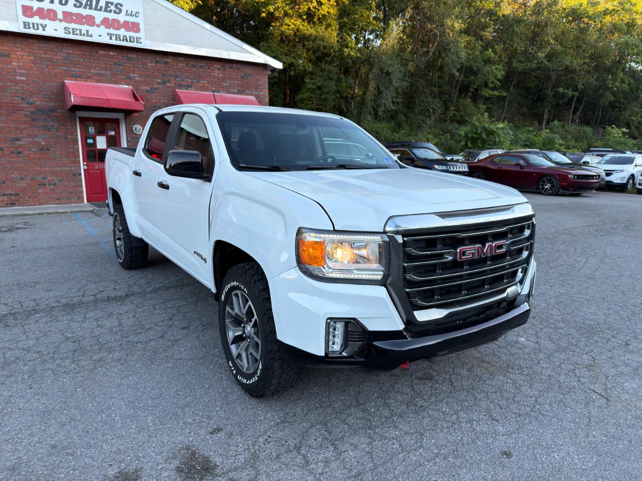 GMC Canyon 4WD Crew Cab 128" AT4 w/Leather 2022